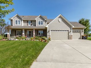 1004 Freedom Ct, Northfield, MN 55057