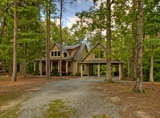 270 Farmer Cir, Mineral Bluff, GA 30559