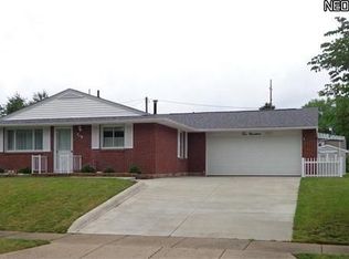 219 E 20th St, Dover, OH 44622