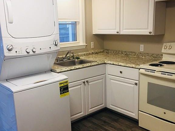 4th image of 302 West St #A