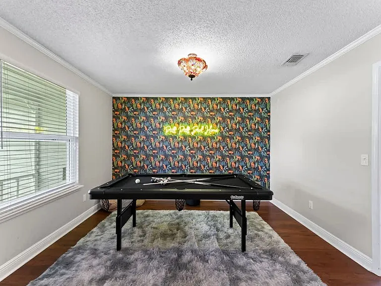 Building's Lounge