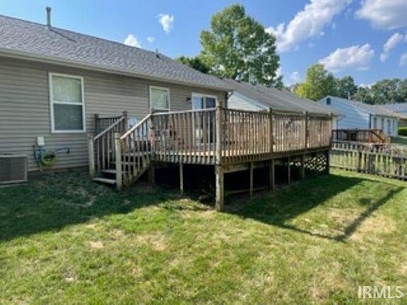 3rd image of 3329 Sussex Ln