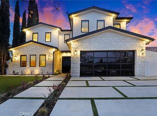 4949 Petit Ave, Encino, CA 91436