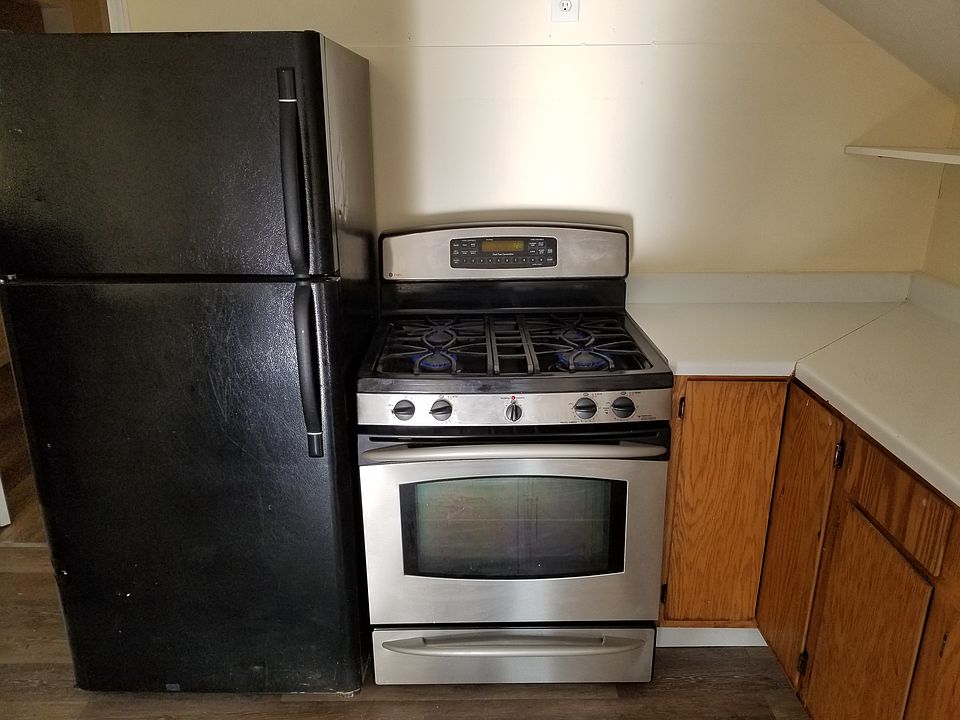 2nd floor kitchen