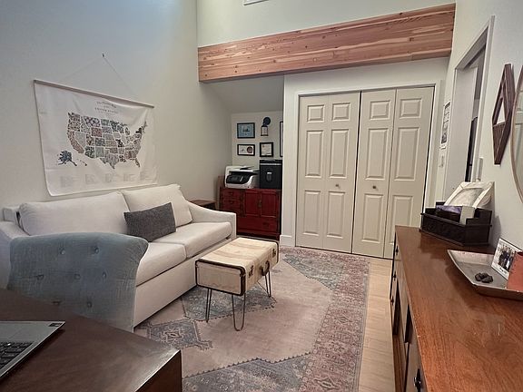 5th image of 218 Little Creek Bend Garage APT 2