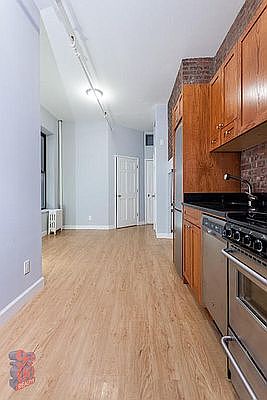 1st image of 358 W 51st St APT Bh