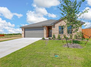 1406 Quail Creek Dr, Cleburne, TX 76033
