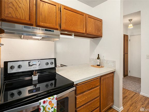 3rd image of 3302 I St NE APT B202