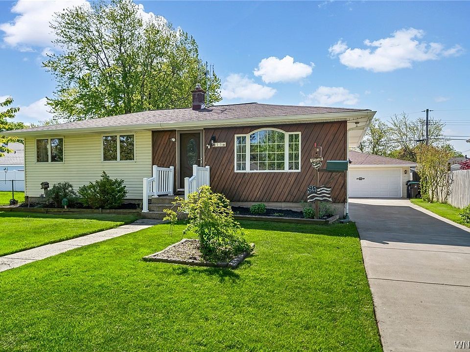 1st image of 13 Coshway Pl