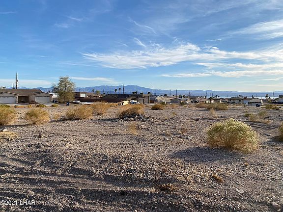 3rd image of 2459 Anita Ave Lot 15