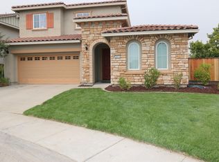 2472 Foxcroft Cir, Roseville, CA 95747