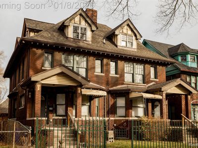 376 W Grand Blvd, Detroit, MI, 48216