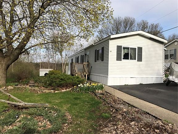 2nd image of 57 Parkview Dr