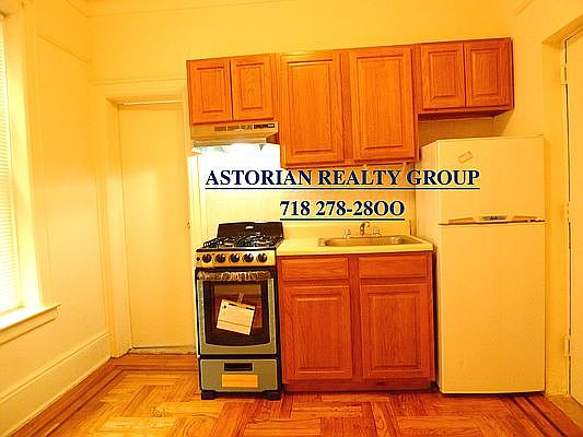 4th image of 28-47 34th St #12C