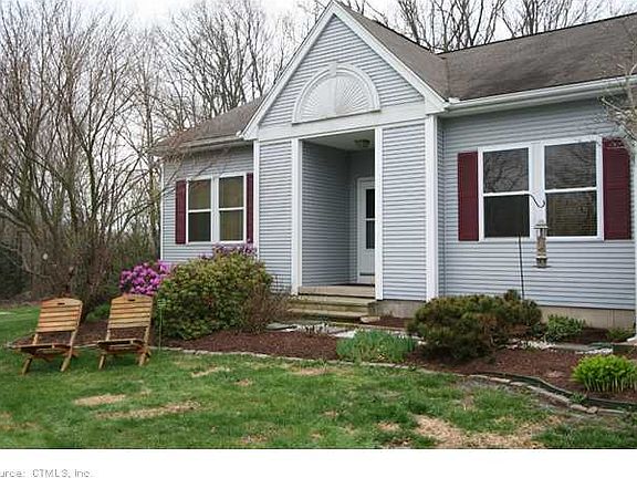 2nd image of 34 Mary Dr