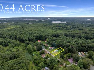 12 Armour Dr, Kittery, ME 03904