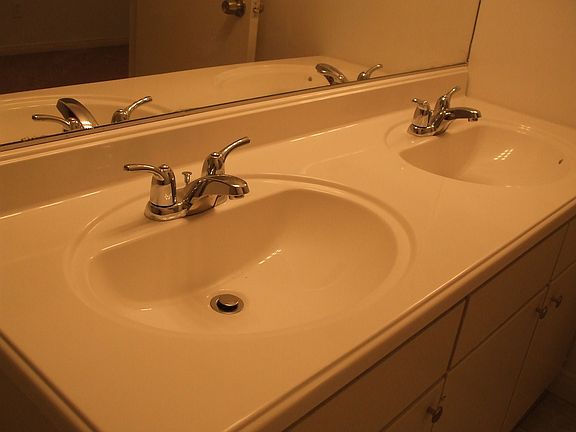 3rd image of 7826 Laurel Canyon Blvd Unit 1
