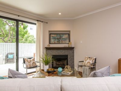 8160 Manitoba St APT 101, Playa Del Rey, CA, 90293