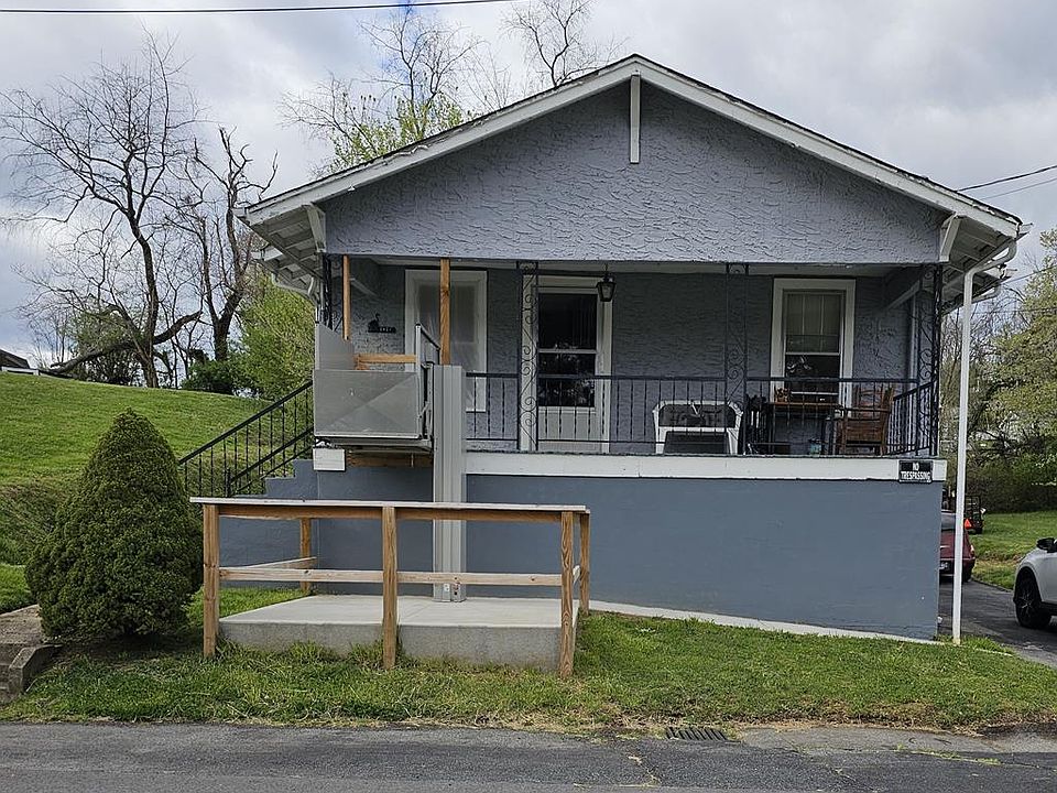 1st image of 2421 Bradley St