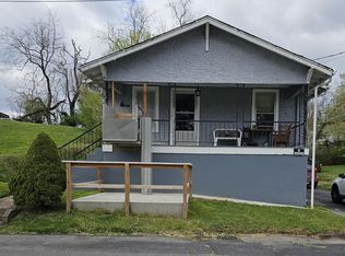 2421 Bradley St, Bristol, VA 24201
