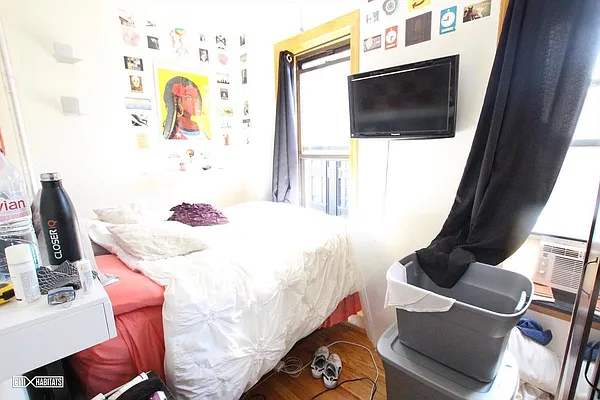 Rented by Corcoran | media 18