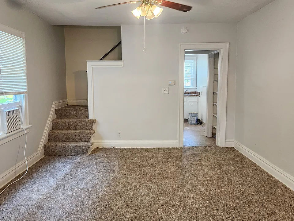 26 W Lakeview Ave #26