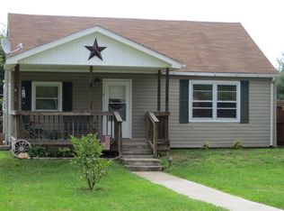 920 Hamilton Ave, Clifton Forge, VA 24422