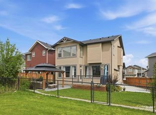 79 NE Nolanfield Ct NW, Calgary, AB T3R 0L8