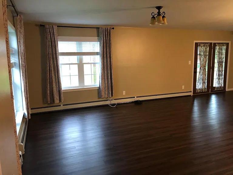 34088 N Lake Rd — Photo 4
