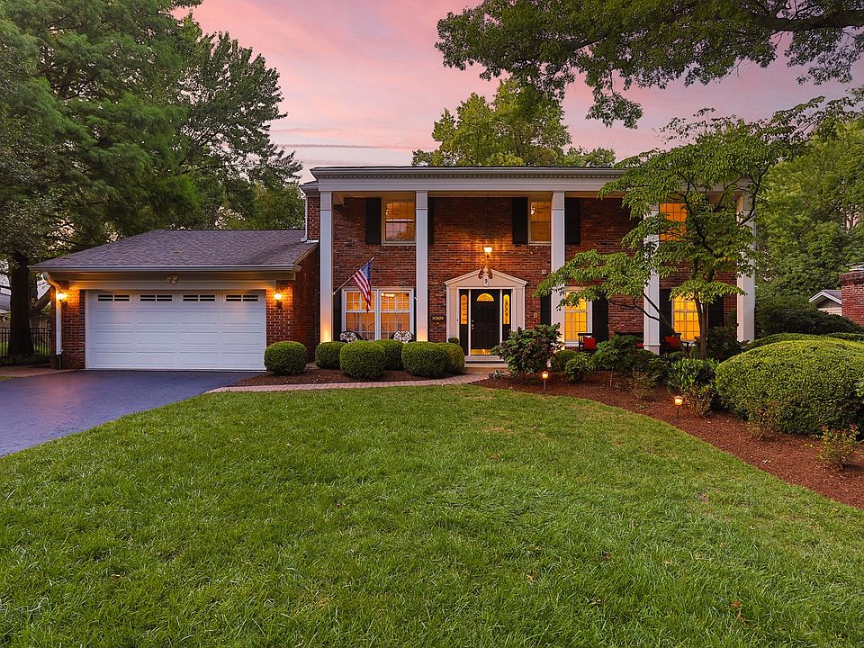 1st image of 9 Flower Hill Dr