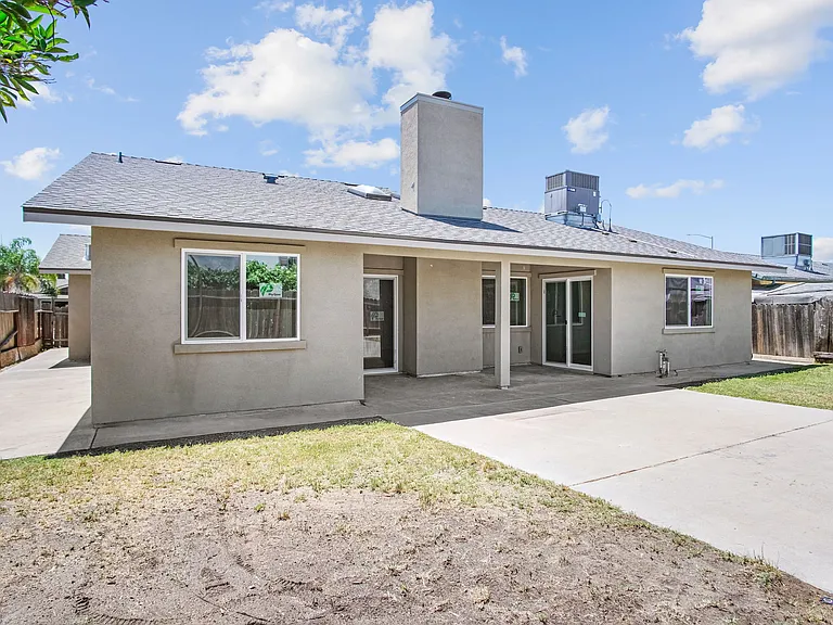 1611 Grapevine Dr — Photo 20