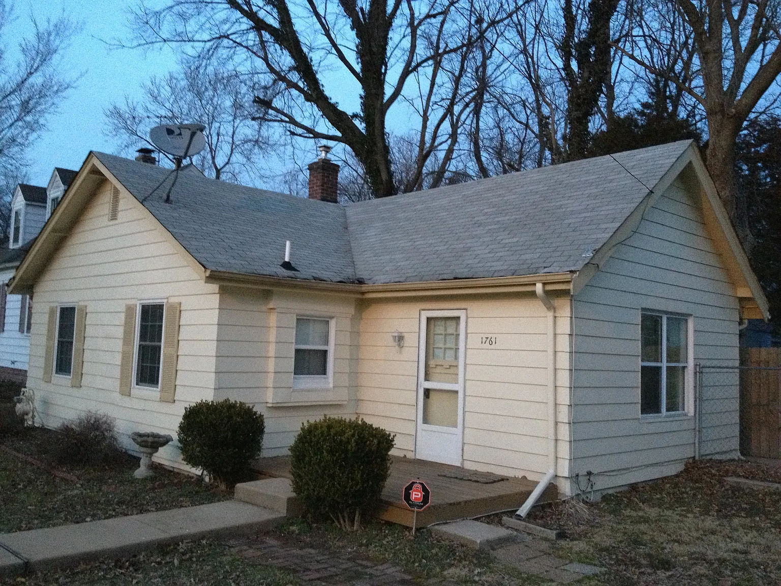1761 Janet Pl photo 1