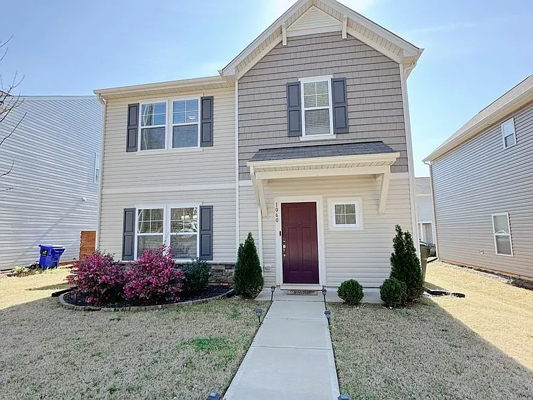 1060 Gibson Rd — Photo 1
