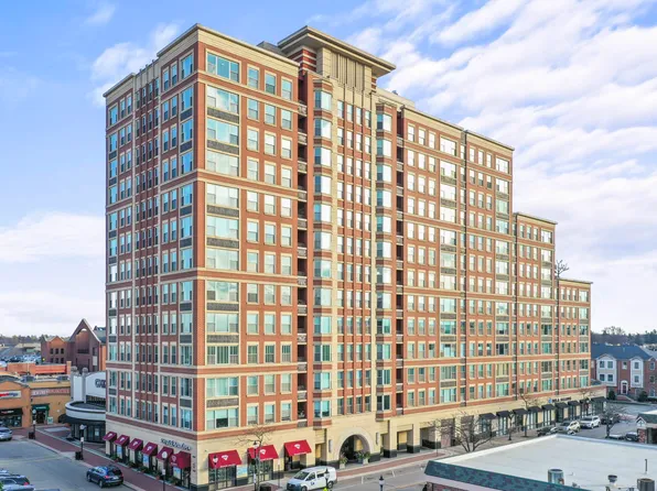 77 S Evergreen Ave Unit 1305, Arlington Heights, IL 60005