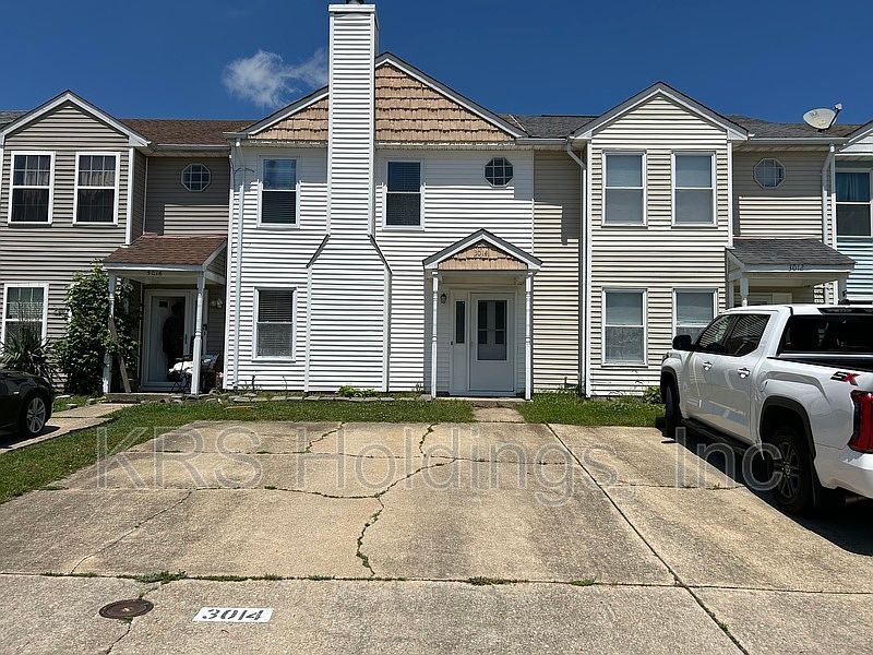 1st image of 3014 Glastonbury Cir