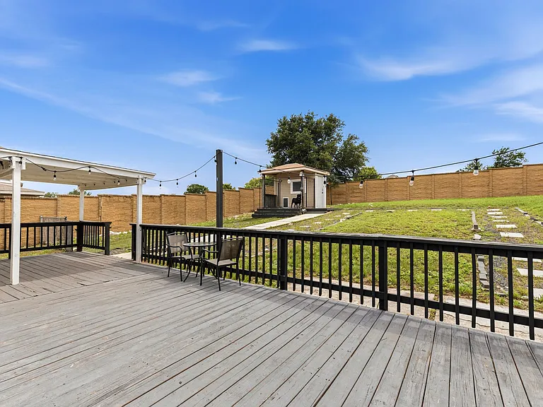 20803 Cape Coral — Photo 26