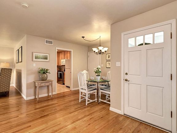 4th image of 2517 Butano Dr