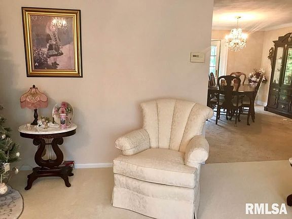 5th image of 1 Great Oaks Ln