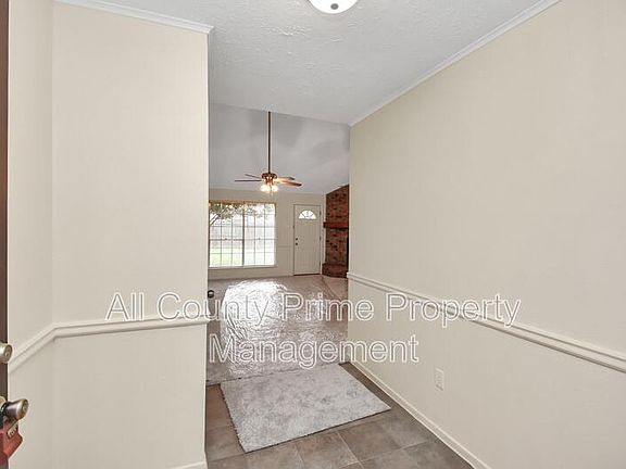 4th image of 3322 Silverside Dr