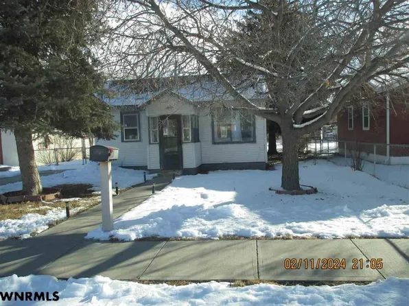 1823 Avenue G, Scottsbluff, NE 69361