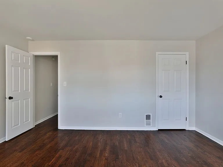 3421-3431 Maize Rd — Photo 18