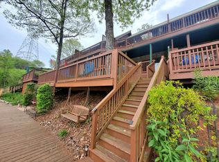 144 Harbour Point #C, Six Mile, SC 29682