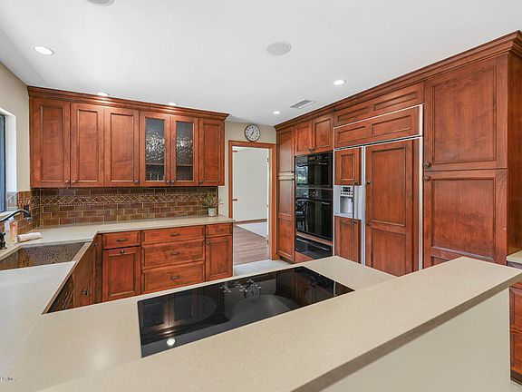 4th image of 4543 Harbour North Ct