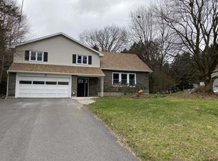 17 Socha Ln, Glenville, NY 12302