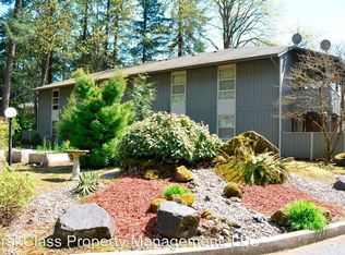 15901 Quarry Rd APT 4, Lake Oswego, OR 97035