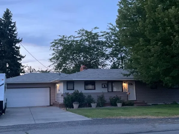 11215 E 8th Ave, Spokane, WA 99206