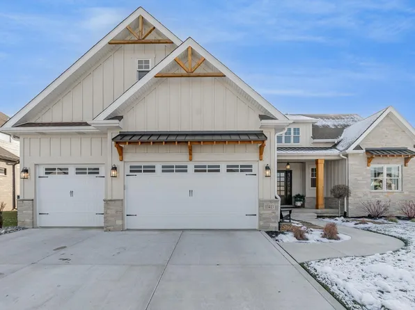 13413 Waterleaf Dr, Saint John, IN 46373