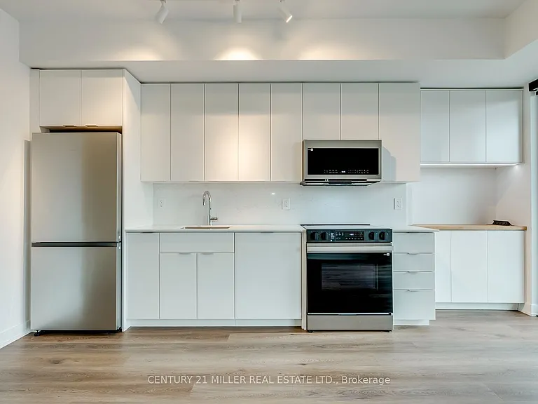 2075 Lakeshore Rd #319 — Photo 8
