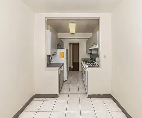 Rented by Wave Real Estate Group | media 5