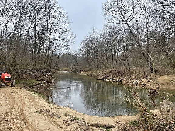 Beach on Talking Rock Creek 